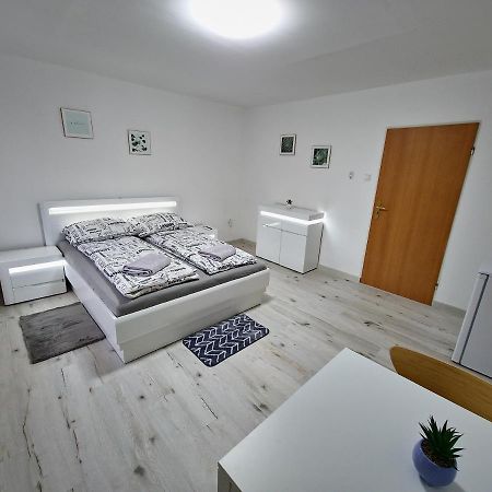 Kukabura Apartment คาโตวีตเซ ภายนอก รูปภาพ