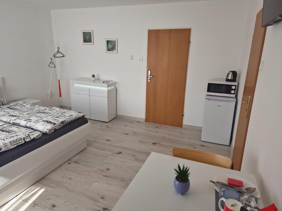 Kukabura Apartment คาโตวีตเซ ภายนอก รูปภาพ